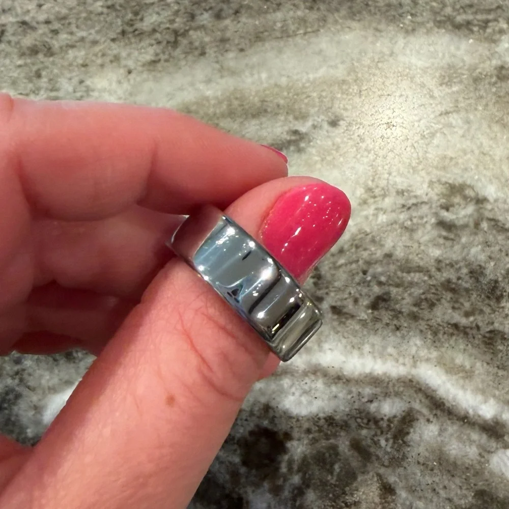 OURA ring 4 size 7